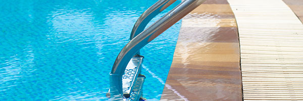 Beautiful poolside furniture that you can invest in